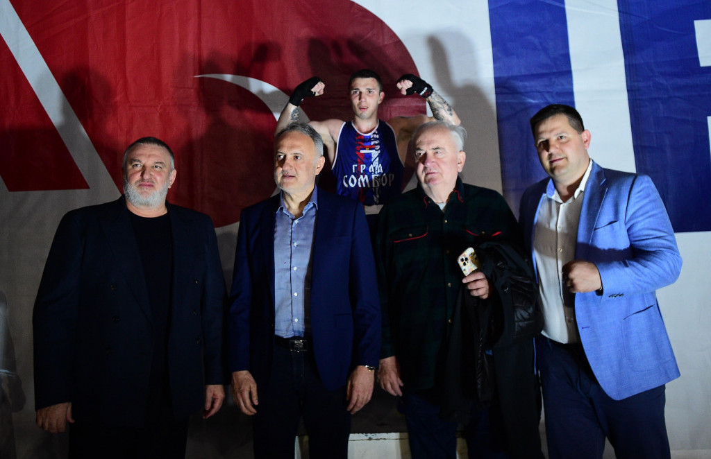Srbija je spremna za Evropski šampionat u boksu: Potpredsednik IBA zadovoljan šta je video na "Beogradskom pobedniku - memorijal Branko Pešić"