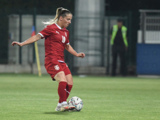 La squadra di calcio femminile serba di Jelena Čanković ha vinto due volte in Bosnia ed Erzegovina Sudafrica