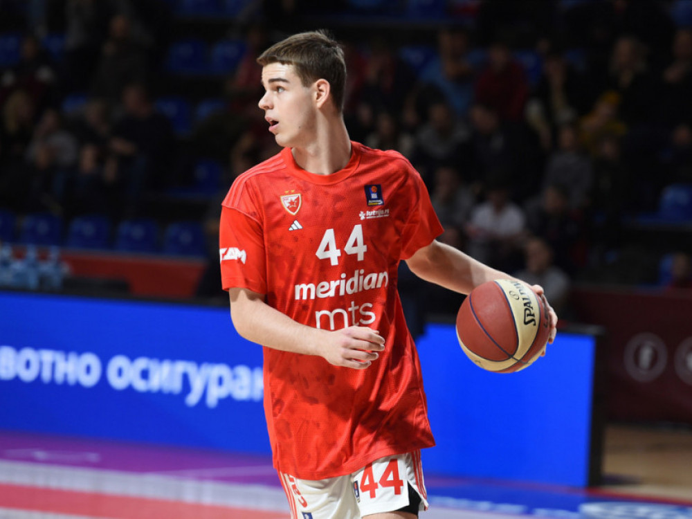 Nikola Topić, mladi košarkaš Srbije i Crvene zvezde