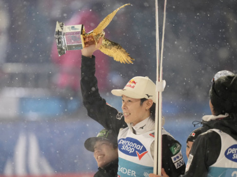 Rjoju Kobajaši doskočio do trećeg "Zlatnog orla" na "Turneji četiri skakaonice": Japanski skijaški letač ponovo iznad svih