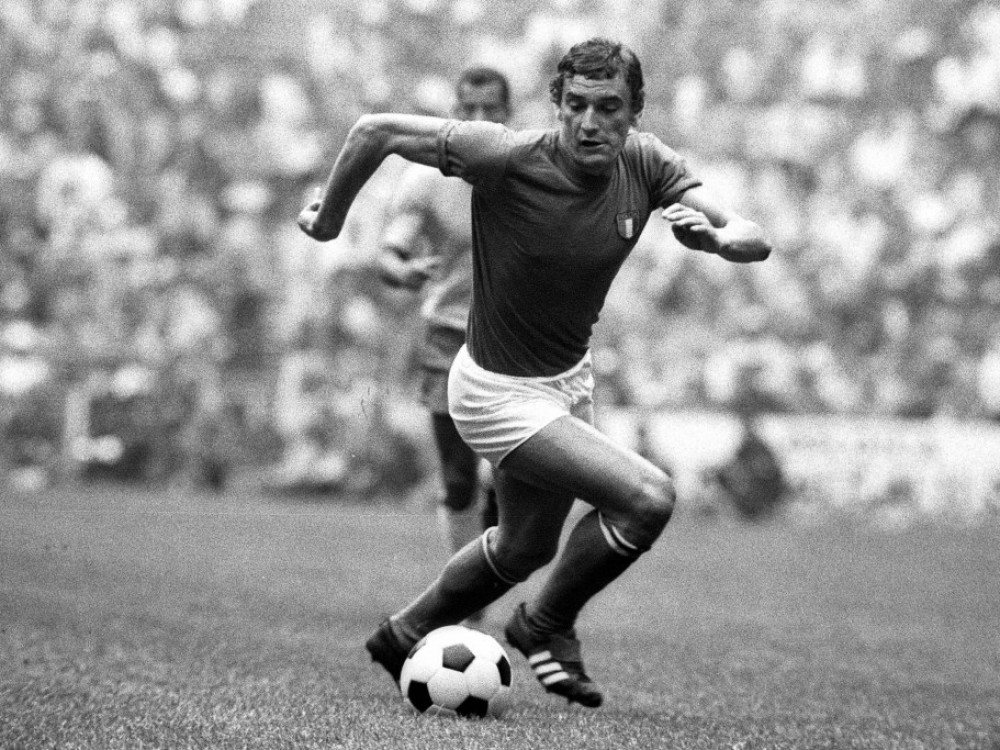 Luigi Gigi Riva ha stabilito il record di morte per il capocannoniere della Nazionale italiana di calcio