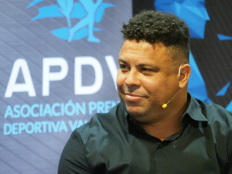 "Zuba" Ronaldo prodao Kruzeiro za 73 miliona evra, na leto napušta i Valjadolid