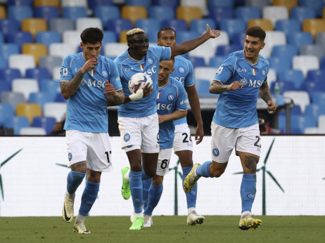 Napoli već "upisao" pobedu, Sakses pogodio za izjednačenje u drugom minutu nadoknade i doneo Udinezu važan bod u borbi za opstanak