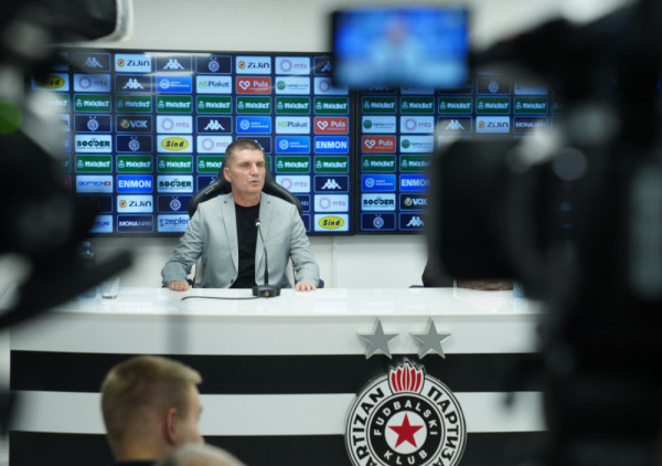 Srđan Blagojević na mukama pred večiti derbi: Partizan protiv Zvezde bez pola odbrane
