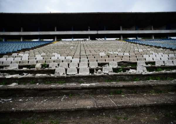 (FOTO, VIDEO) Romantika se vraća na velika vrata: Omladinski stadion je spreman da širom otvori vrata