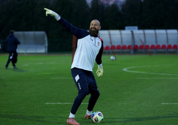 (FOTO) Braća Milinković Savić ponovo u dresu Srbije: Vanja i Sergej na treningu reprezentacije u Staroj Pazovi