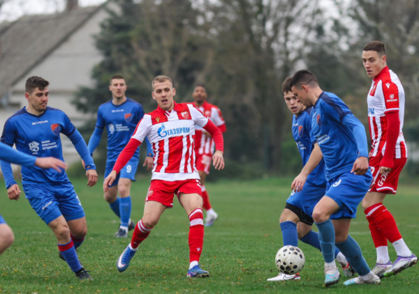 Majstorija Crvene zvezde na prijateljskoj utakmici: Atraktivnim golovima obeležen vek postojanja Obilića iz Zmajeva