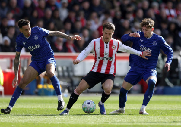 (VIDEO) Everton do boda na "Komjunitiju" u nadoknadi! Borba za Evropu tesna da tešnja ne može biti