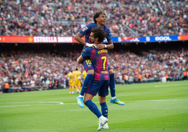 Lamin Jamal jednim udarcem ubio dve rekordne "muve": Niko kaš Barsino čudo od deteta