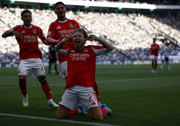 Murinjov smeh je poslednji, i najslađi: Od ivice poraza do velike pobede Benfike na derbiju Lisabona