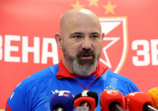 Konferencija za medije Dejana Stankovića pred "večiti derbi"