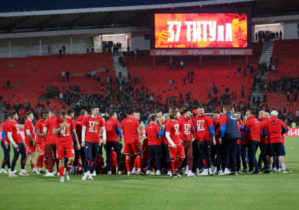 Fešta na Marakani: Fudbaleri Crvene zvezde večeras podižu 37. titulu i proslavljaju 