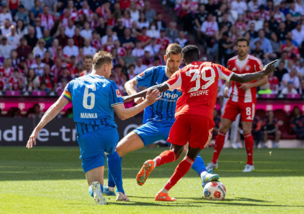 (VIDEO) Šampion se izvukao u nadoknadi: Bajern izbegao bruku protiv fenjeraša, goleada obeležila popodne u Bundesligi