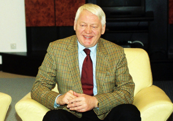 Legende nikada ne umiru: Zvezda otvara knjigu žalosti povodom smrti Vladimira Cvetkovića