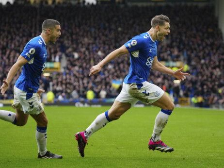 Bitka za titulu se nastavlja: Everton šokirao Arsenal