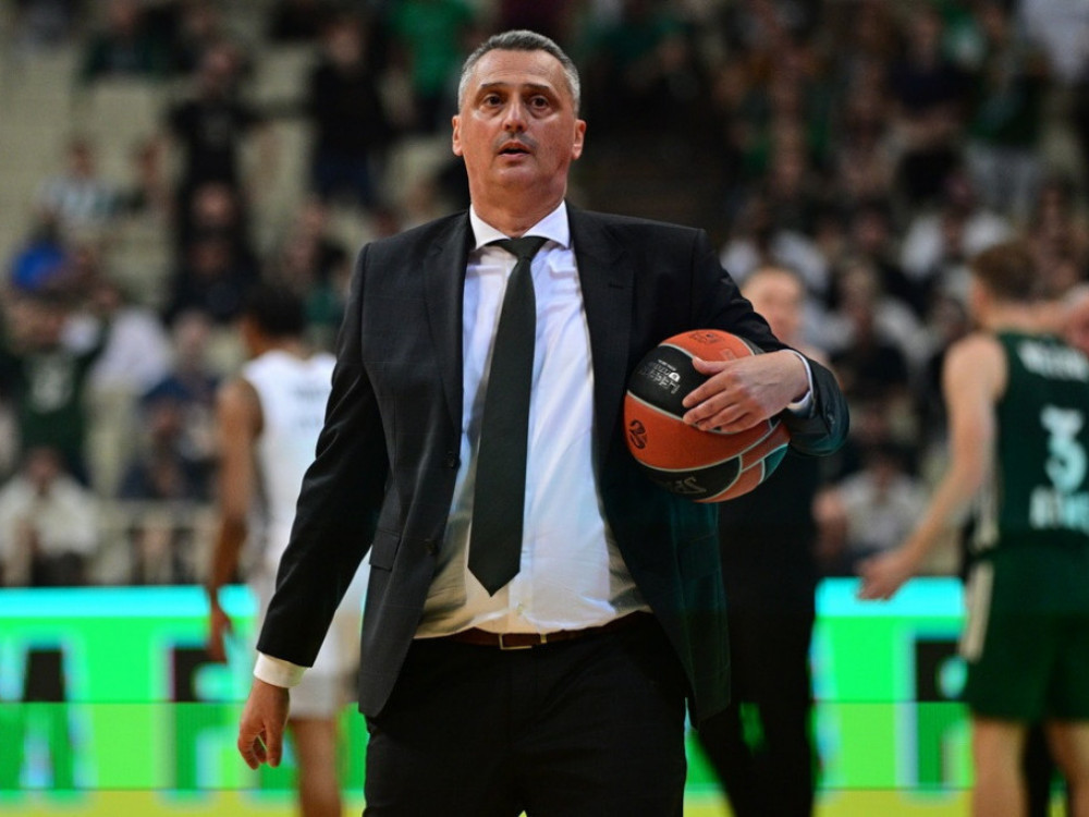 Košarkaši trener, Dejan Radonjić