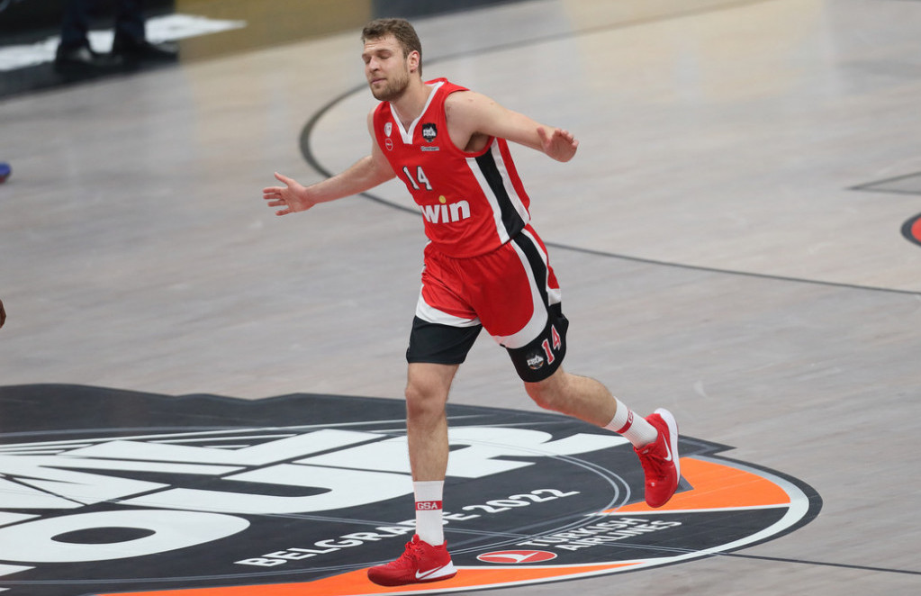 Vezenkov MVP 24. kola Evrolige: Bugarski košarkaš peti put dobio ovo priznanje