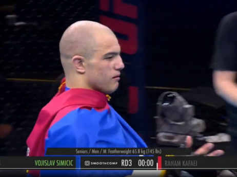 Prva pobeda Srbije na MMA Svetskom prvenstvu: Vojislav Simičić savladao Rahama Kafeia