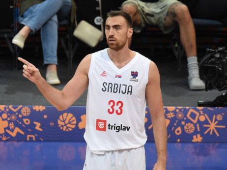 Sada i zvanično, Milutinov napustio CSKA: Olimpijakos i Virtus "trljaju ruke"