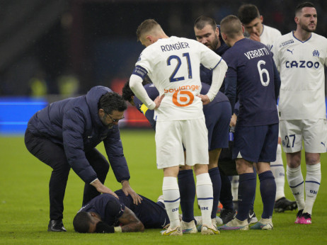 Problemi za Pari sen Žermen, Presnel Kimpembe zbog povrede završio sezonu