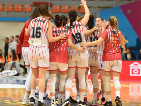 Finale kupa "Milan Ciga Vasojević" na Areni: Košarkašice Zvezde i Art basketa u borbi za trofej