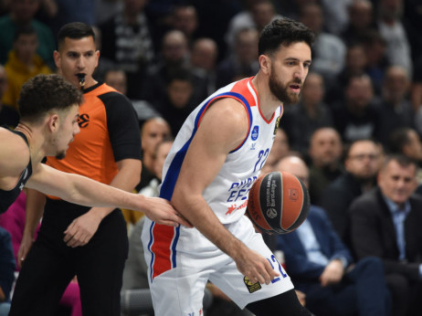 Efes se ozbiljno "kocka" sa plasmanom u Top 8 fazu, Alba srušila aktuelnog šampiona Evrope