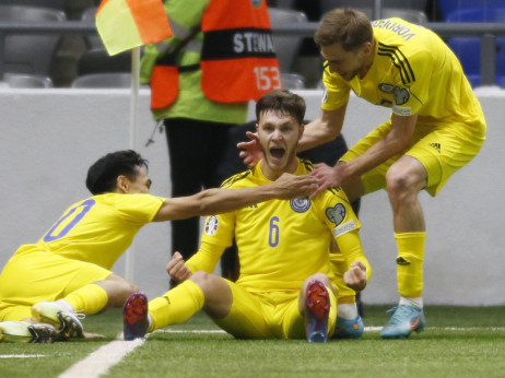 Nestvaran preokret Kazahstana, Danci vodili golovima Hojlunda 2:0, a domaćin za 16 minuta u finišu slavio 3:2!