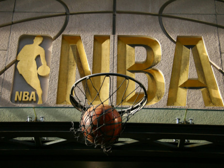 NBA zbog smrti Dejana Milojevića odložila i utakmicu Golden Stejt - Dalas