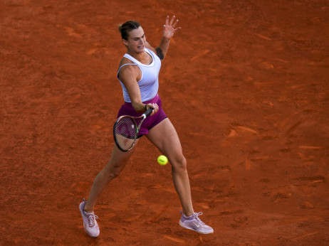 Sabalenkina 13. WTA titula: Beloruskinja savladala Igu Švjontek u finalu Madrida
