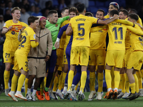 Barselona vratila titulu na Kamp Nou posle ubedljive pobede nad Espanjolom