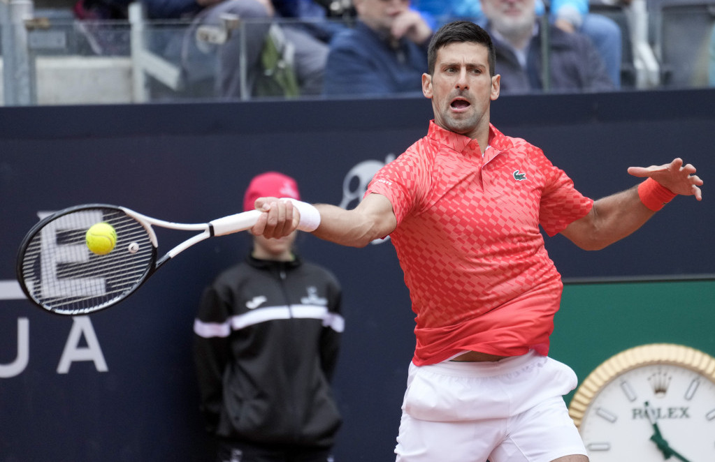 Novak Đoković u četvrtfinalu Rima: Nekorektni Nori "počišćen" u dva seta