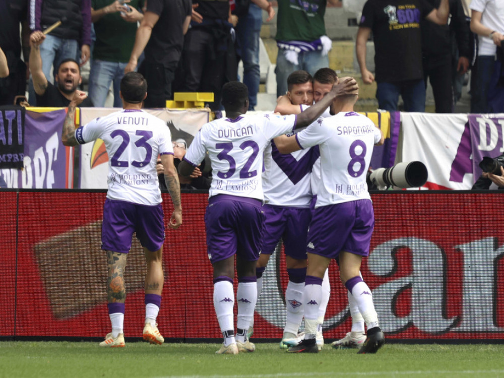 Roma vodila, Fiorentina na srpski "pogon" slavila: Jović i Terzić podigli samopouzdanje "viole" za finale Lige konferencije