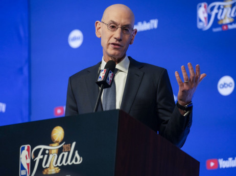 Adam Silver o Morentu: Mora da snosi odgvornost, vide se da mu je potrebna pomoć lige, unije igrača...