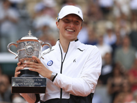 Iga Švojntek preko Karoline Muhove do titule na Rolan Garosu: Poljakinja odbranila trofej!