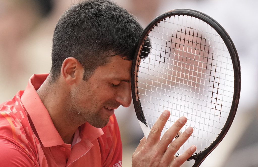 Ovo je trenutak za sva vremena: Na ovaj način je Novak postao najtrofejniji teniser svih vremena