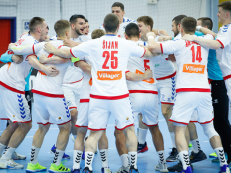 Juniori napadaju svetsku titulu: Sjajna Srbija u polufinalu