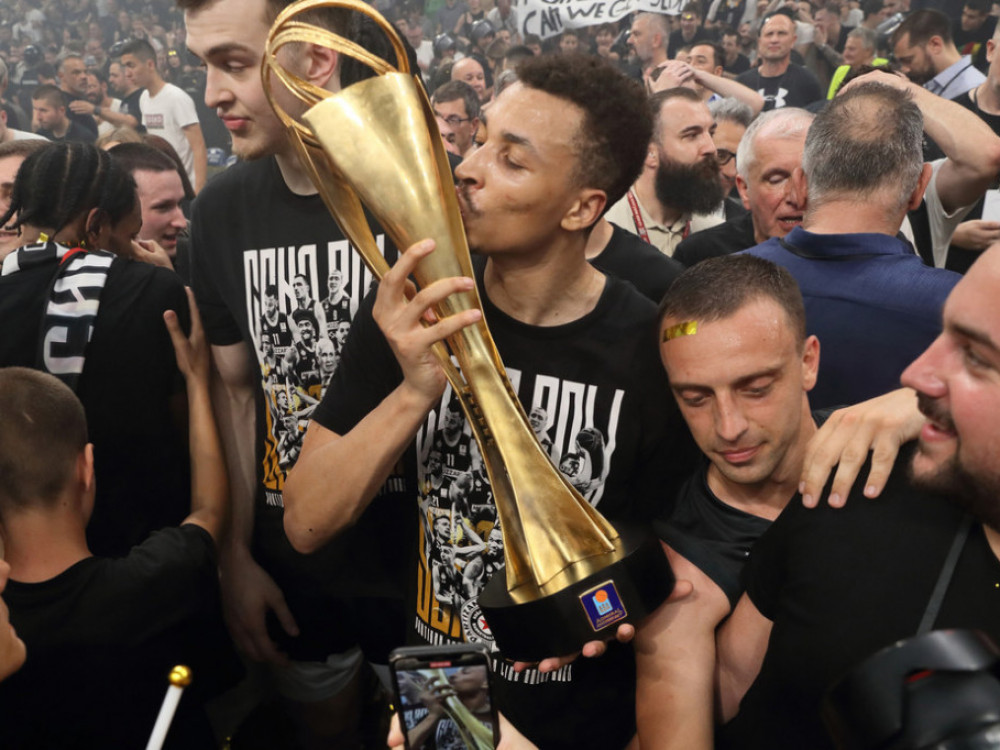 Egzum napustio Partizan, ljubimac navijača ponovo u NBA ligi: Australijanac ide kod Dončića u Dalas