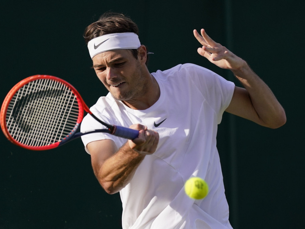 Jedan manje potencijalni rival Đokovića na Vimbldonu: Posle Ruda ispao i Fric