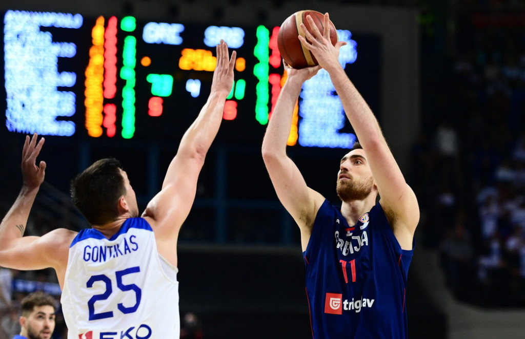 Košarkaši Srbije jakom odbranom pobedili Grčku na Akropolis kupu