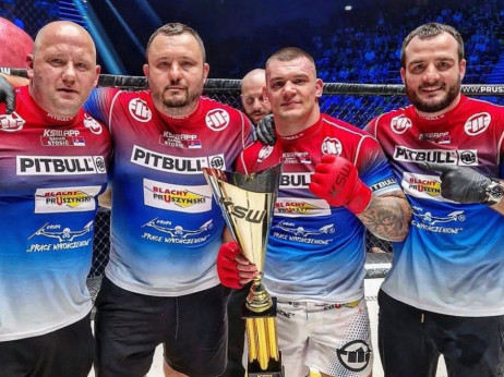 Spektakl na KSW 84: Stošić krošeom uspavao Slovaka, Koba doživeo prvi poraz!