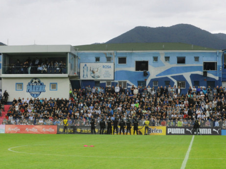 FK Radnik Surdulica 2-4 FK Radnicki Nis :: Videos 