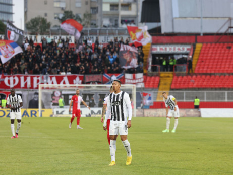 (KRAJ) Vojvodina - Partizan 0:2: Crno-beli osvojili "Karađorđe" i upisali prvu pobedu