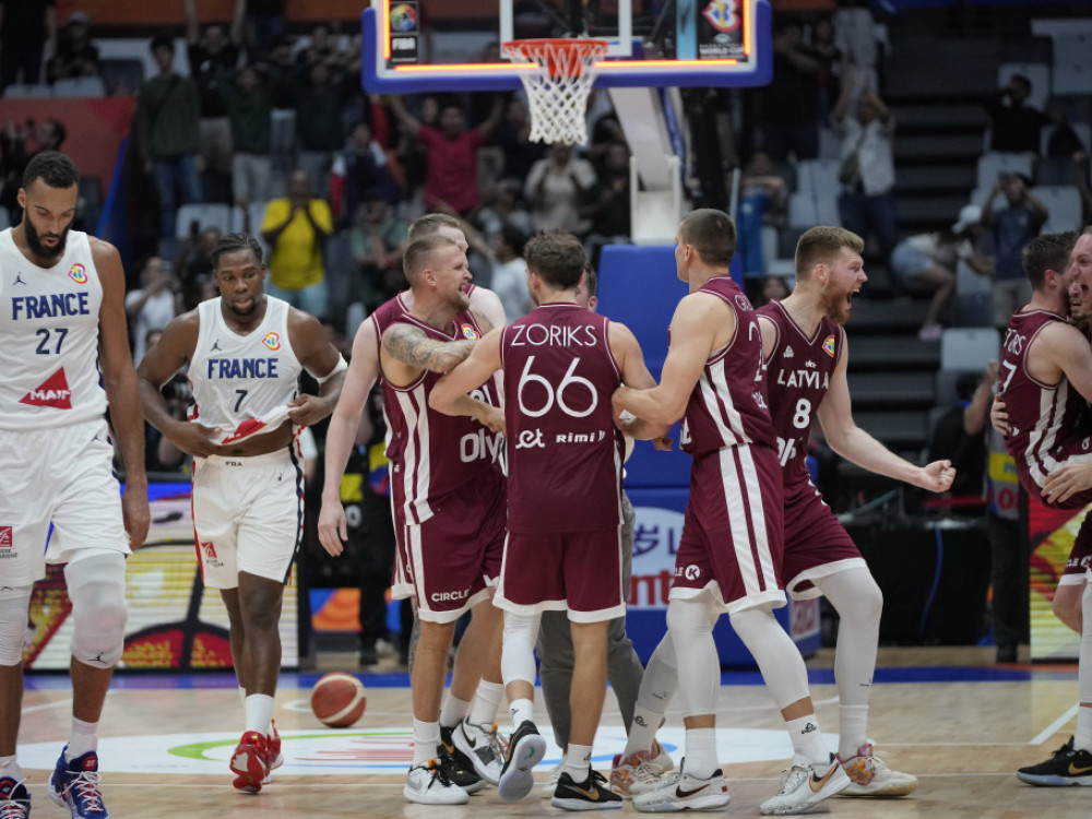 Jedan od favorita ispao u grupi: Letonija eliminisala Francusku sa Mundobasketa