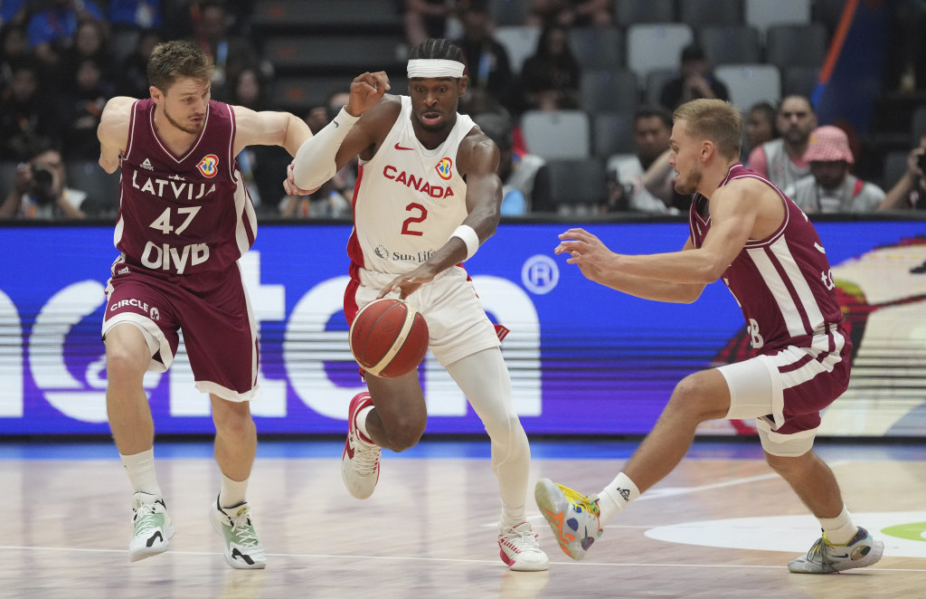 Kanada pokazala moć na Mundobasketu, Gildžis-Aleksander održao lekciju Letoncima