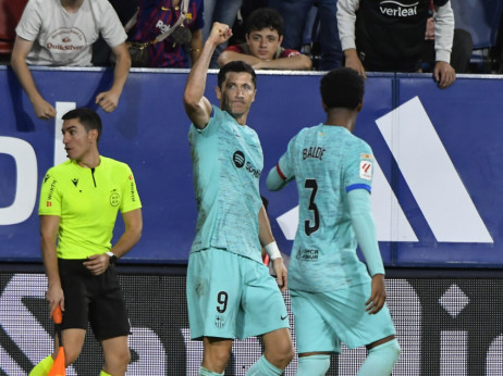 Levandovski u finišu utakmice doneo pobedu Barseloni protiv Osasune