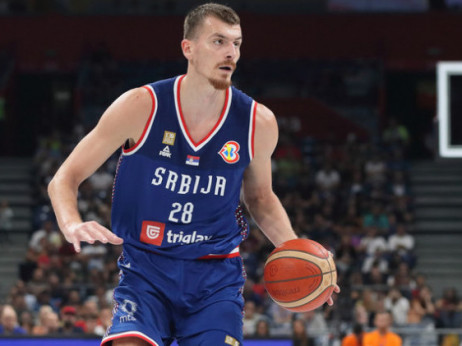 Simanić ima sve šanse da nastavi da se bavi sportom, potrebno da prođe vreme: Doktor Radovanović o stanju srpskog košarkaša