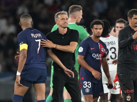 Luis Enrike se ne uzbuđuje posle poraza od Nice: Čestitam rivalu i nisam zabrinut