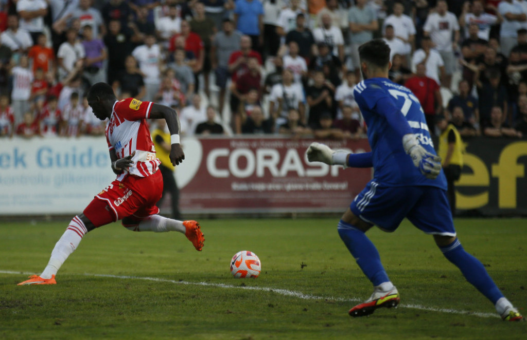 Obrukao se Šerif Endiaje na debiju: Senegalac se spetljao, a imao je prazan gol ispred sebe