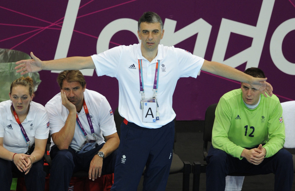 Srpski stručnjak na novom zadatku: Dragan Đukić novi trener rukometaša AEK-a