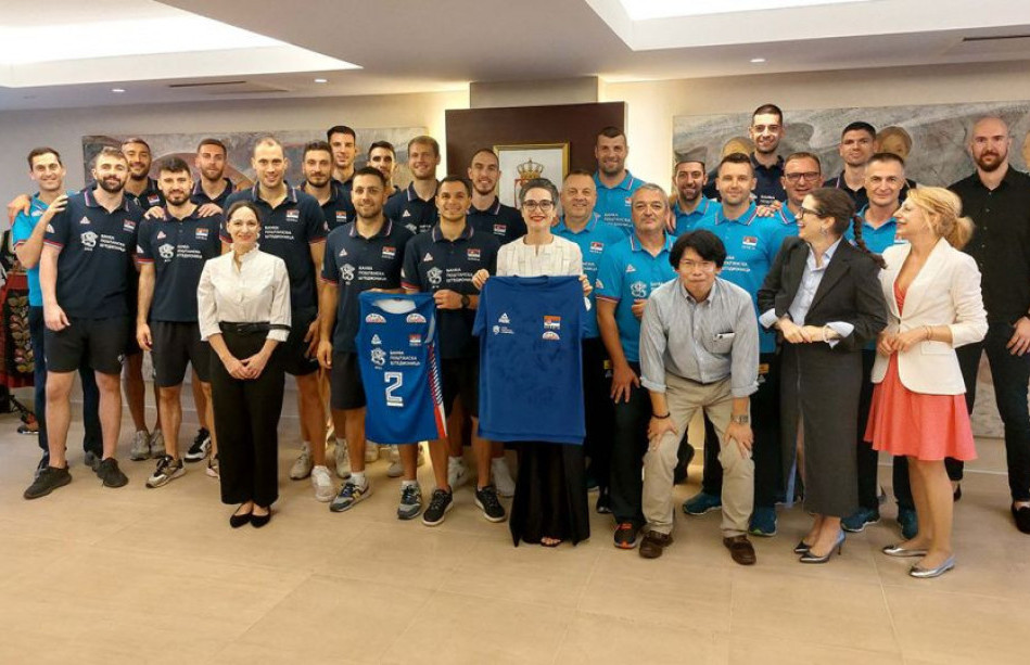 "Olrovi" u poseti ambasadi Srbije u Japanu: Ambasadorka Aleksandra Kovač poželela uspeh u kvalifikacijama za OI